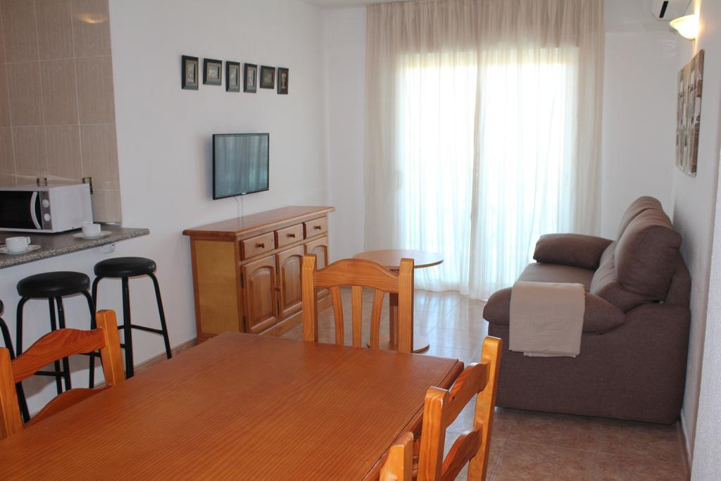 Los Juncos De Pineda Park Apartment Salou Exterior photo