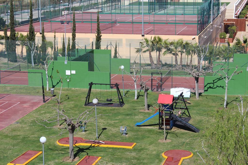 Los Juncos De Pineda Park Salou Exterior photo