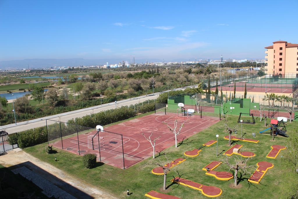 Los Juncos De Pineda Park Apartment Salou Exterior photo