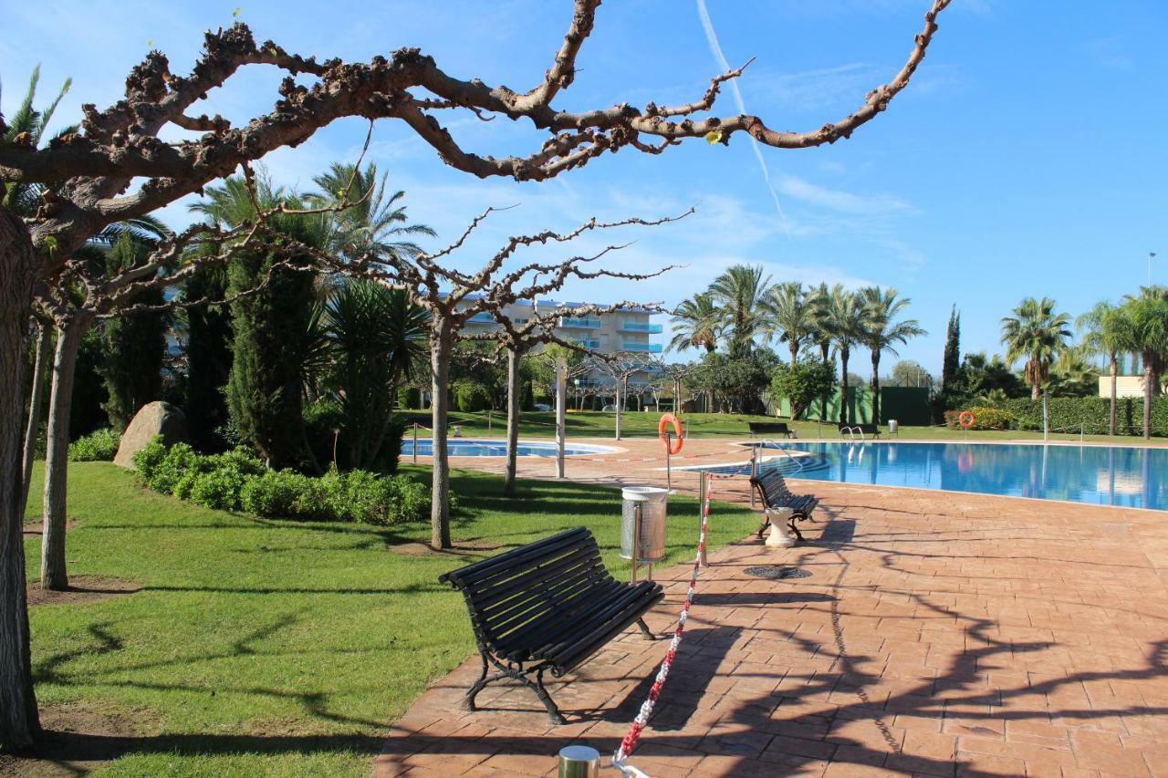 Los Juncos De Pineda Park Salou Exterior photo
